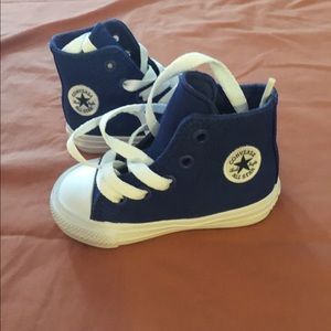 Toddler blue converse shoes